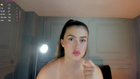 Paulina Santos  online show from February 19, 7:54 pm