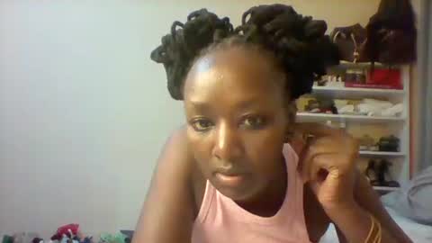 pauline19932016 online show from November 2, 7:16 pm