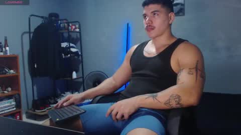 Paulo online show from March 8, 3:45 pm