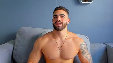 Paul Phoenix online show from December 6, 8:29 pm