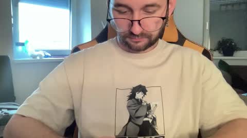 love bush online show from September 25, 8:29 am