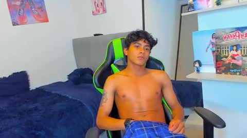 Paul online show from April 21, 3:35 am