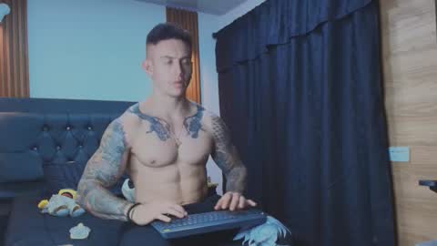 Paul online show from February 15, 5:15 am