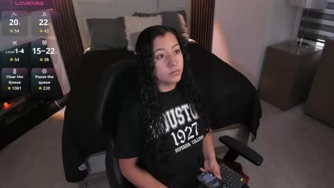 Paulys  online show from May 13, 12:13 pm