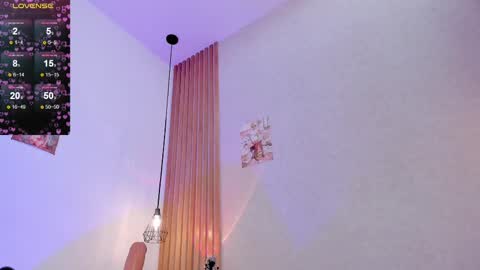 Dani online show from March 10, 7:40 pm