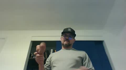 Snapshot of pawgpusslover chatting on January 7, 3:03 am pawgpusslover online show from January 7, 3:03 am