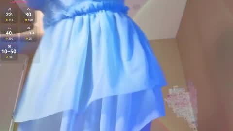 pawsclawws online show from April 1, 7:09 am