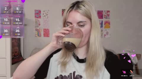 Allisses online show from December 27, 3:48 pm