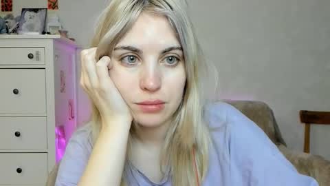 Allisses online show from February 9, 6:39 am