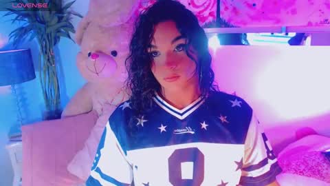 Snapshot of paytoncamila chatting on September 27, 6:29 am Payton online show from September 27, 6:29 am