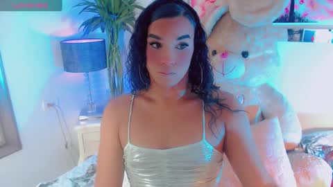 Snapshot of paytoncamila chatting on October 3, 8:33 am Payton online show from October 3, 8:33 am