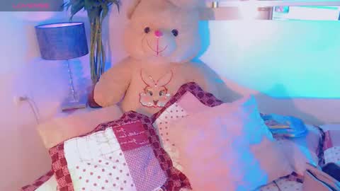 Snapshot of paytoncamila chatting on October 14, 3:13 pm Payton online show from October 14, 3:13 pm