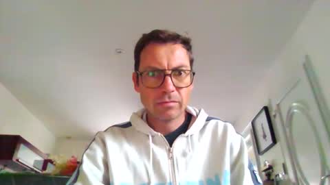 Snapshot of pchittt chatting on October 27, 8:40 am pchittt online show from October 27, 8:40 am