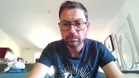 pchittt online show from April 3, 10:35 am