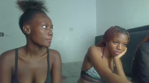 Snapshot of peach_ebonny chatting on May 31, 6:20 pm peach_ebonny online show from May 31, 6:20 pm