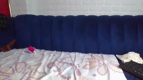 Snapshot of peach_melbah chatting on November 30, 11:14 am peach_melbah online show from November 30, 11:14 am