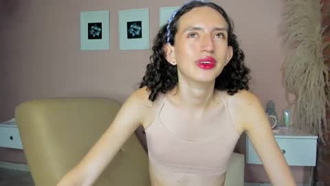 Snapshot of peach_tyron chatting on January 9, 10:52 pm peach tyron online show from January 9, 10:52 pm