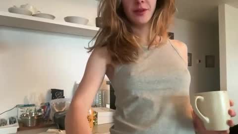 Effyyyyy online show from February 5, 6:12 pm