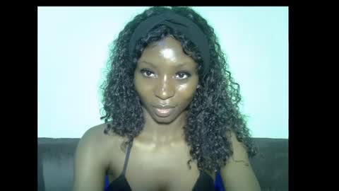 Snapshot of peachglowx chatting on July 11, 6:10 pm Nicki online show from July 11, 6:10 pm