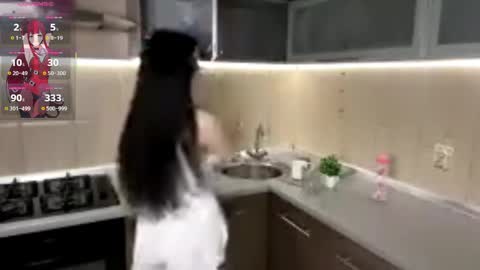 Eva online show from April 17, 7:39 pm