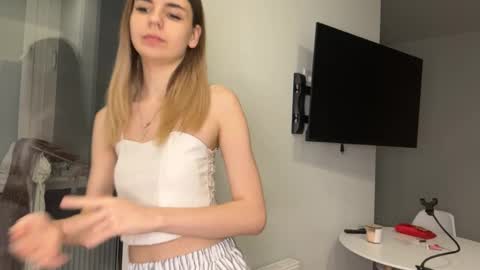 Peachy online show from March 29, 6:30 pm