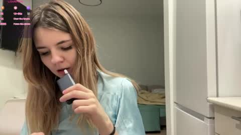 Peachy online show from April 12, 4:23 pm