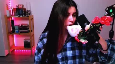 Snapshot of peachybabe__ chatting on October 14, 2:29 pm Peachy online show from October 14, 2:29 pm