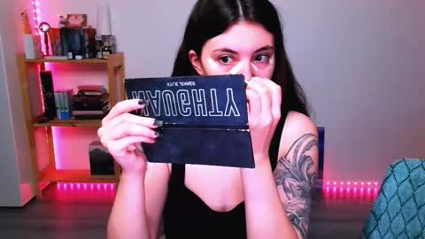 Snapshot of peachybabe__ chatting on October 19, 2:56 am Peachy online show from October 19, 2:56 am