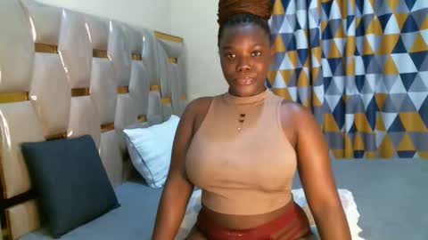 Snapshot of peachygirl255 chatting on October 5, 12:58 pm Peachy online show from October 5, 12:58 pm