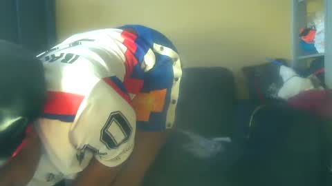 Snapshot of peachyglow_08 chatting on June 14, 10:17 am curvy online show from June 14, 10:17 am
