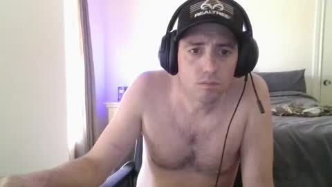 peachz_n_cream online show from February 3, 9:20 pm