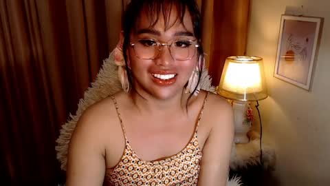 Angel Creamdensada online show from April 6, 10:11 pm