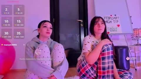 Snapshot of peanaughty chatting on February 27, 7:52 am Kate online show from February 27, 7:52 am