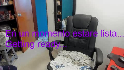 Tangerine Penaut online show from February 1, 9:02 pm