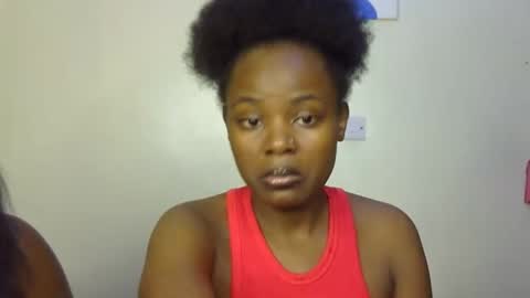 Snapshot of pearl_velvet chatting on January 5, 6:11 pm vel online show from January 5, 6:11 pm