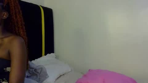 Snapshot of pearl_velvet chatting on January 14, 7:30 pm vel online show from January 14, 7:30 pm