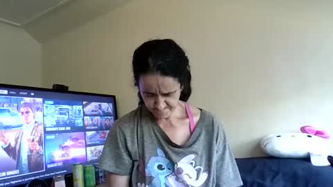 pebblezmeowkitty online show from May 11, 1:22 am