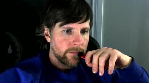 Snapshot of pecas90 chatting on December 20, 10:50 pm pecas90 online show from December 20, 10:50 pm