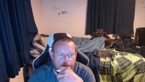 Snapshot of pecker40 chatting on January 23, 11:58 pm pecker40 online show from January 23, 11:58 pm