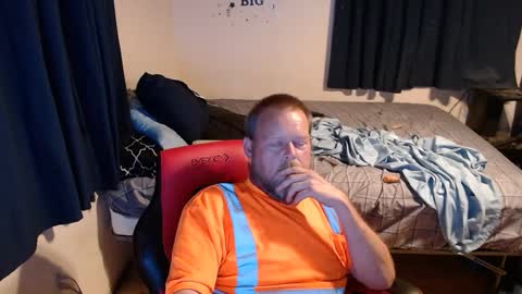 Snapshot of pecker40 chatting on September 30, 1:10 am pecker40 online show from September 30, 1:10 am