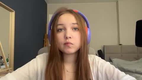 Luna Vale online show from June 21, 12:08 pm