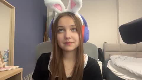 Luna Vale online show from July 12, 2:08 pm