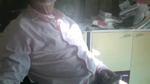 Snapshot of pegaso1000 chatting on February 14, 11:10 am pegaso1000 online show from February 14, 11:10 am