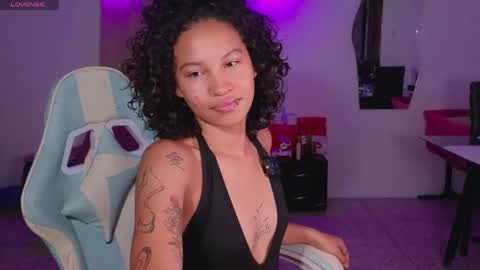 peggy-funn online show from May 14, 4:41 am
