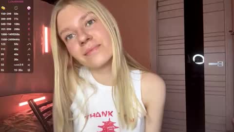 Mary online show from October 5, 2:37 pm