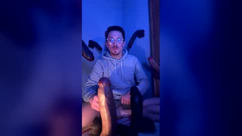 pegmyazz81 online show from March 1, 2:13 am