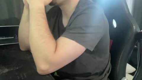 easy cum online show from July 28, 6:20 pm