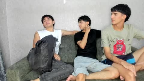 CAIN-19  ALLEN-18 RONALD-18 AUSTIN-18 MOD DANTE online show from April 7, 7:14 pm