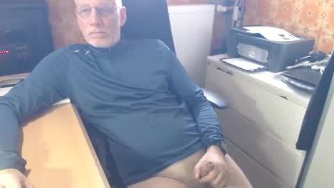 Pemue65 online show from March 27, 8:37 am