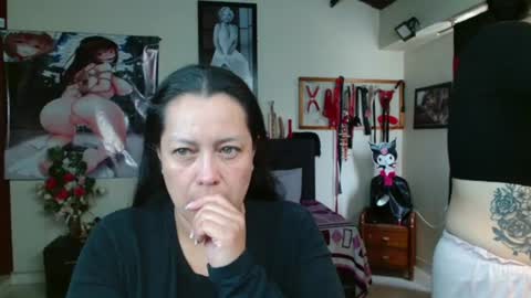 Snapshot of penelopeandmarilyn chatting on July 9, 1:48 pm Penelope and my girlfriend Marilyn online show from July 9, 1:48 pm